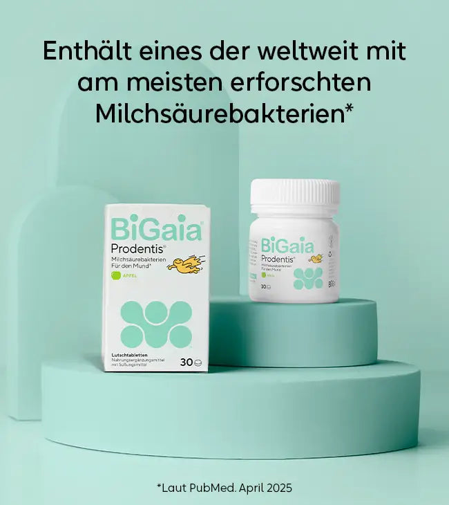 BiGaia Prodentis auf einem Podest mit dem Text: Enthält eines der weltweit am meisten erforschten Milchsäurebakterien.